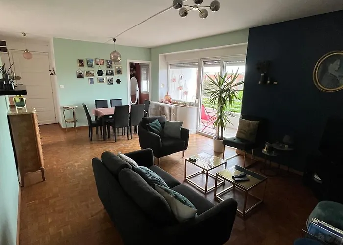 Apartamento Lumineux Dans Le Centre Avec Balcon